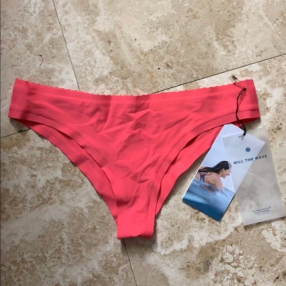 lululemon athletica Other - NWT Lululemon will the wave bikini bottom GLOSSY
